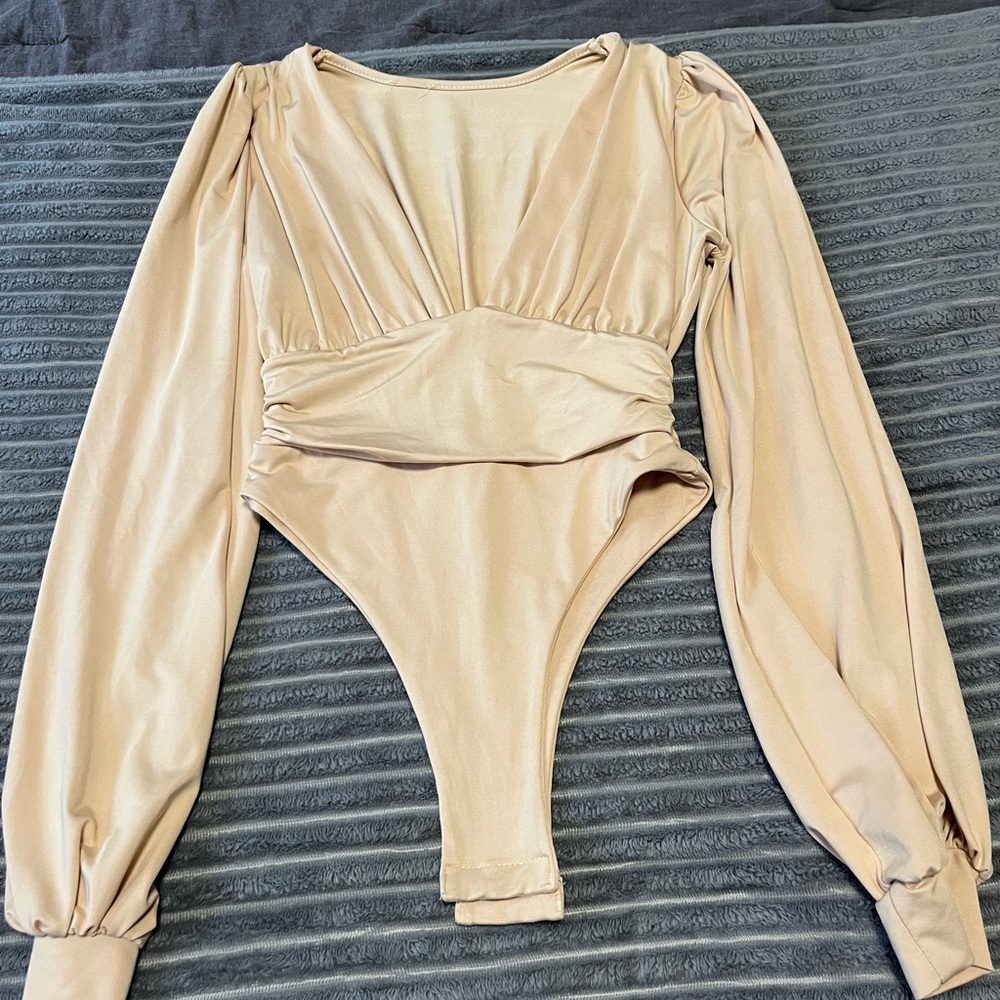 Elegant Beige Long Sleeve Bodysuit